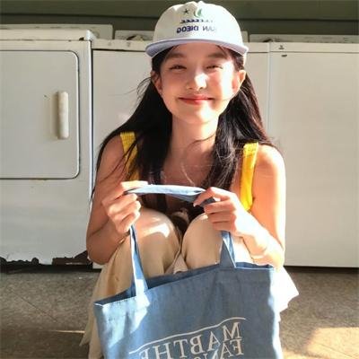 孖胎斗女巫